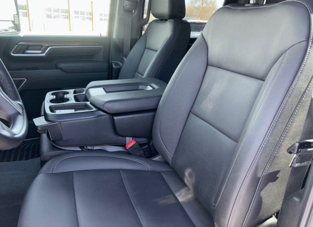 2025 Chevrolet Silverado 3500 HD LT