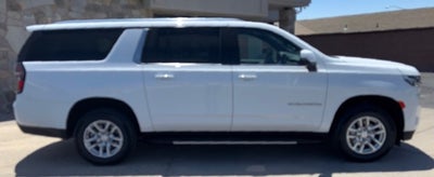 2024 Chevrolet Suburban LT
