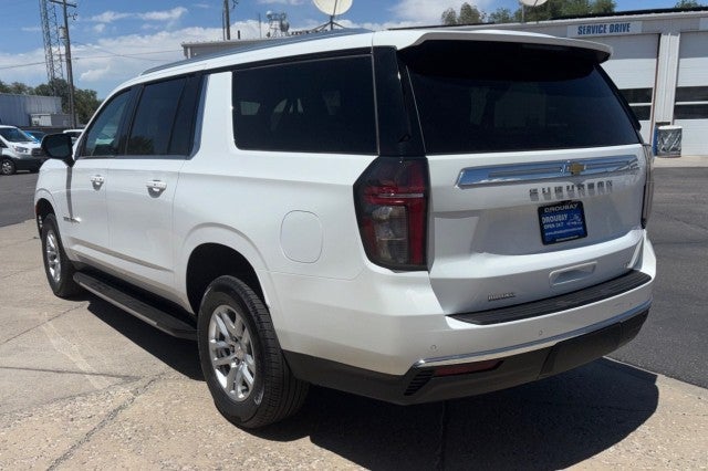 2024 Chevrolet Suburban LT