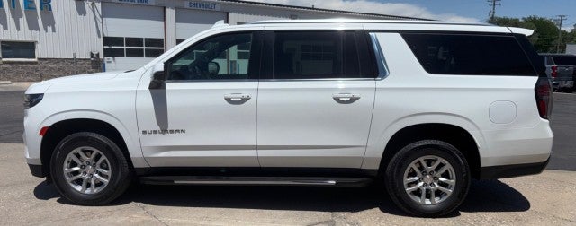 2024 Chevrolet Suburban LT