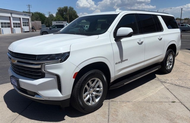 2024 Chevrolet Suburban LT