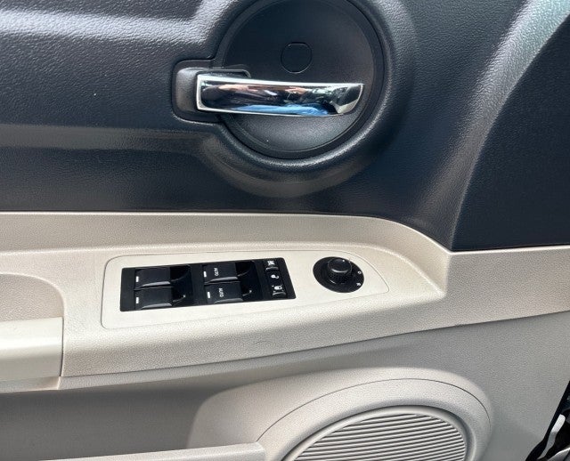 2007 Dodge Charger Base