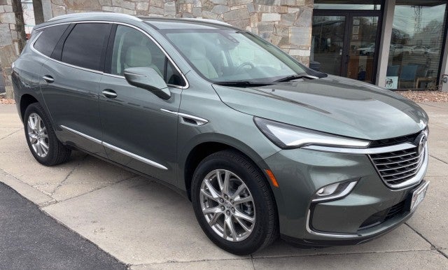 2023 Buick Enclave Premium